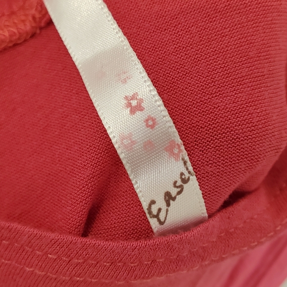 Vintage Easel Sleeveless Fancy Back Top - Picture 3 of 3